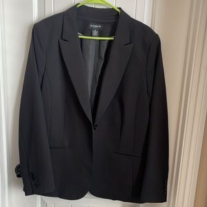 NWT Liz Claiborne Careers Essential Blazer w/ Peak Lapels, Lined, Black, Size 16